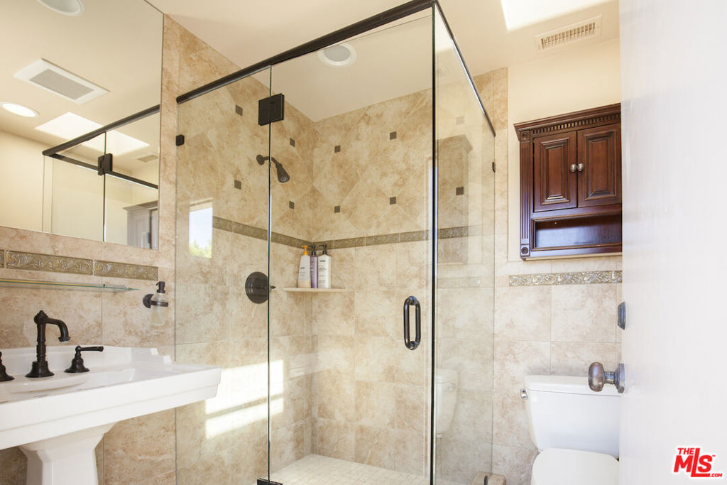 2624 Costebelle Drive Property Photo 43