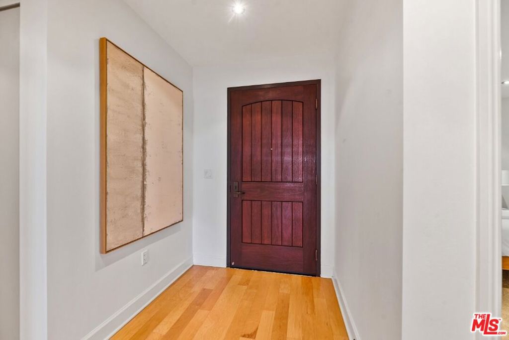 1000 Genter Street 304 Property Photo 7
