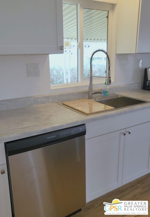 69563 Midpark Drive Property Photo 15