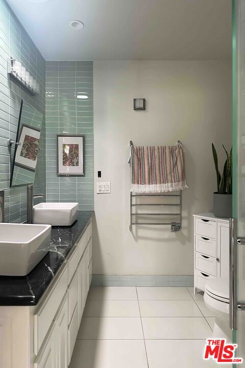308 W Atara Street Property Photo 14