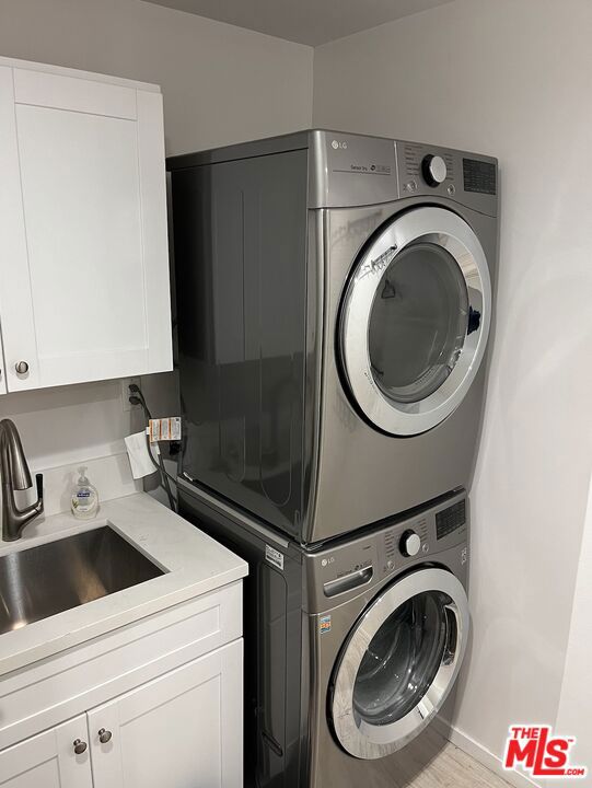 913 Hilldale Avenue 2 Property Photo 22