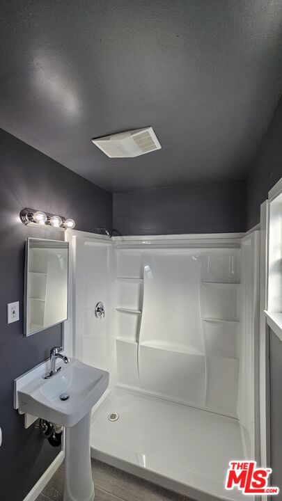 138 138 1/4 W 99th Street 138 1/4 Property Photo 11