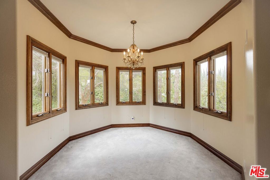 4631 Westchester Drive Property Photo 18