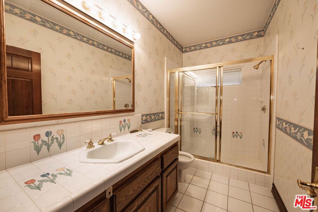 4631 Westchester Drive Property Photo 33