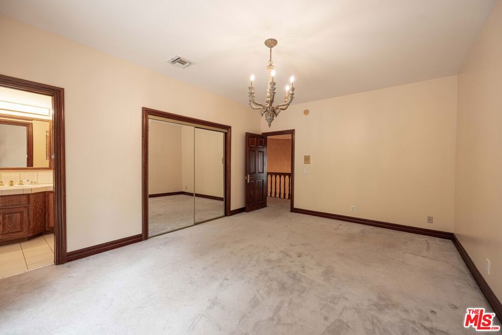 4631 Westchester Drive Property Photo 34