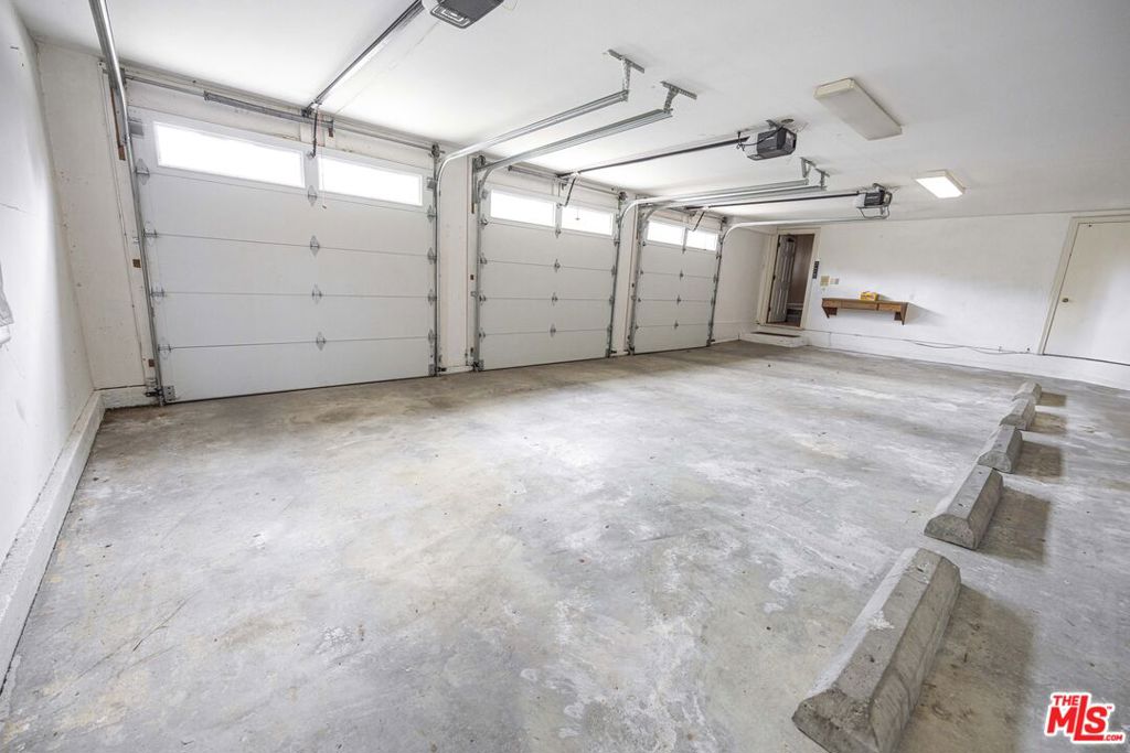 4631 Westchester Drive Property Photo 43