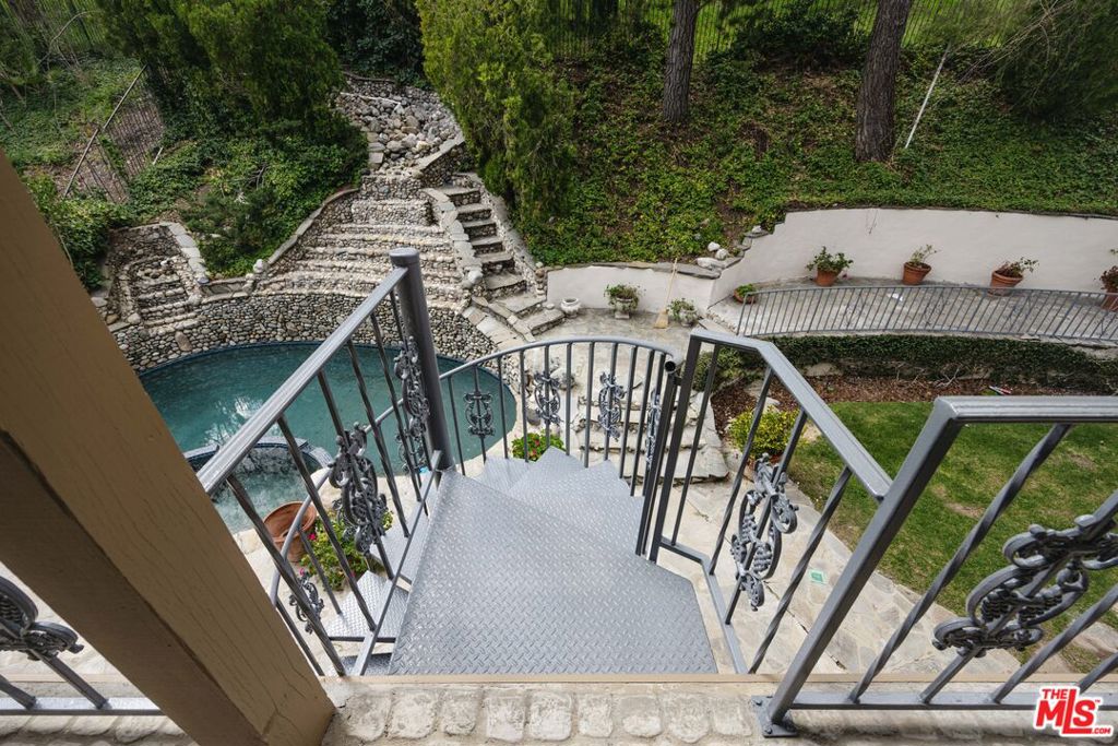 4631 Westchester Drive Property Photo 48
