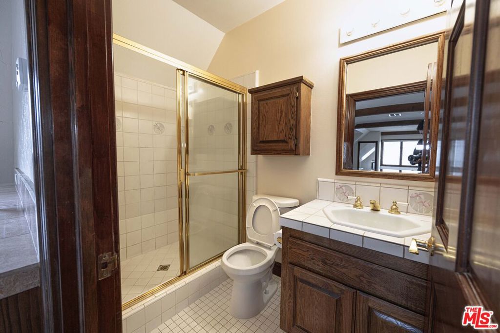 4631 Westchester Drive Property Photo 51