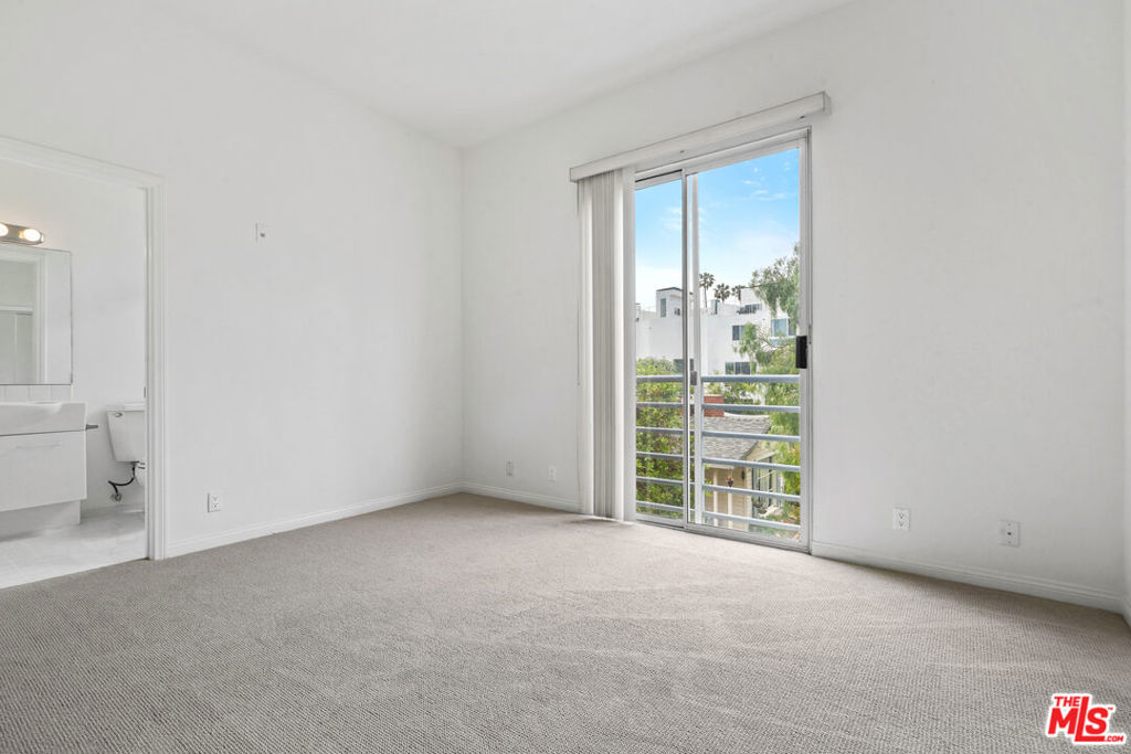 1325 Arizona Avenue 201 Property Photo 54