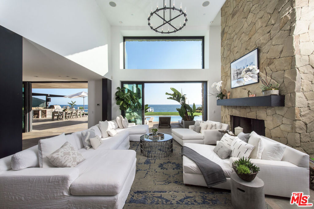 32852 Pacific Coast Highway Property Photo 2
