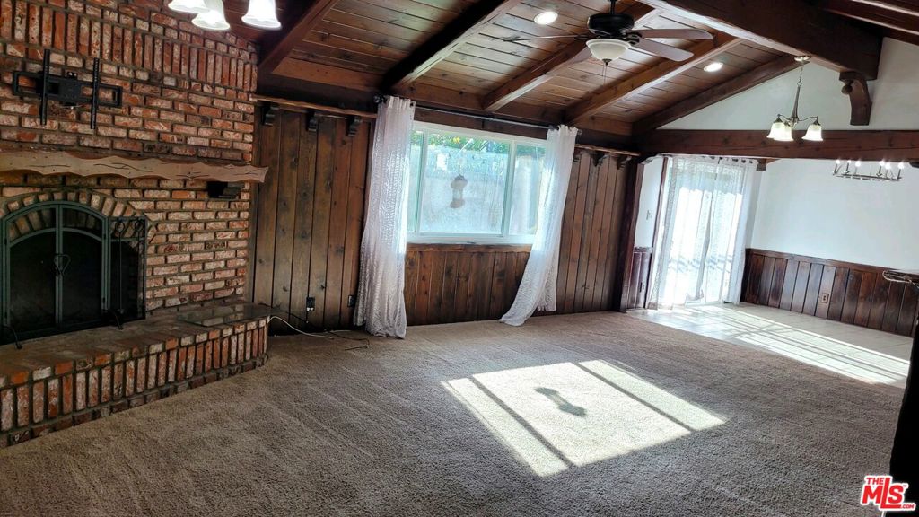 7904 Mason Avenue Property Photo 5