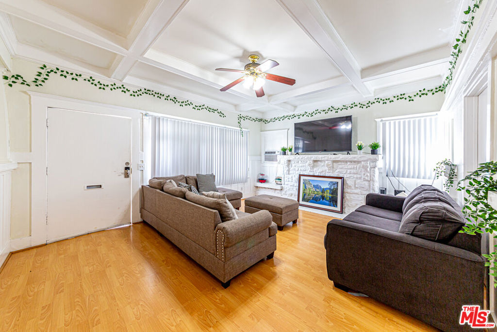 1717 Crenshaw Boulevard Property Photo 6