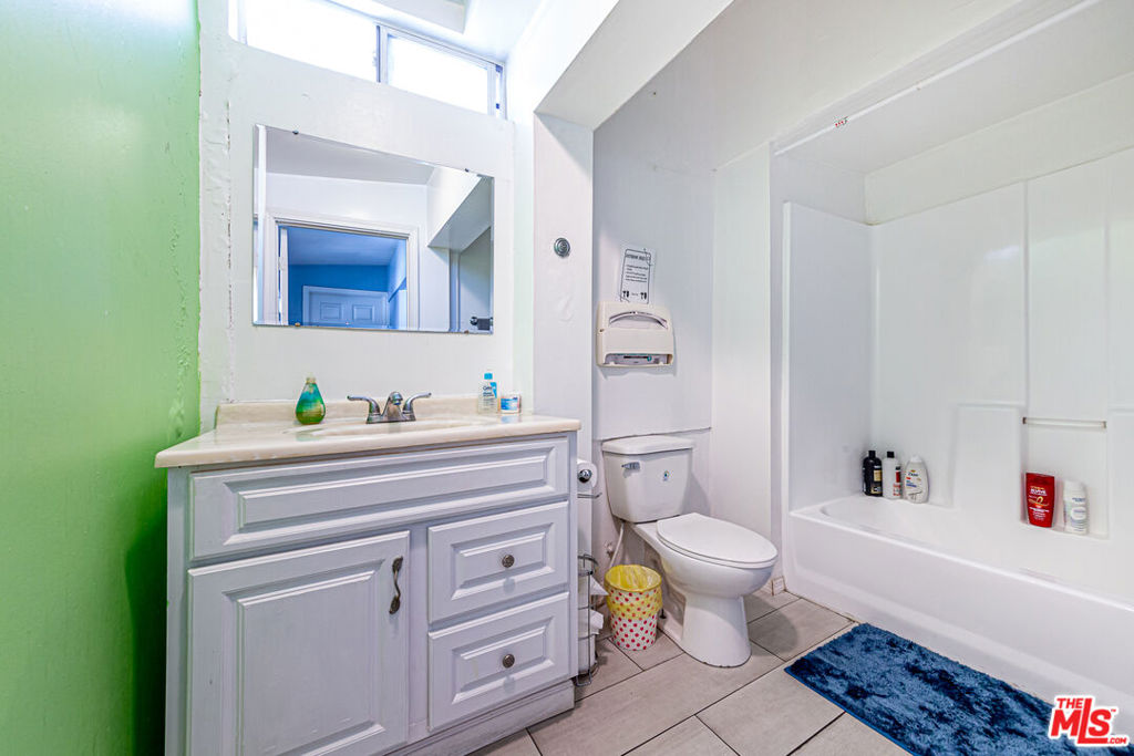 1717 Crenshaw Boulevard Property Photo 17