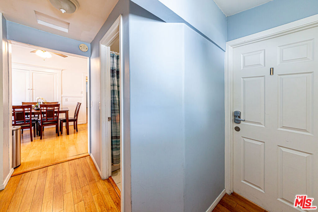 1717 Crenshaw Boulevard Property Photo 11