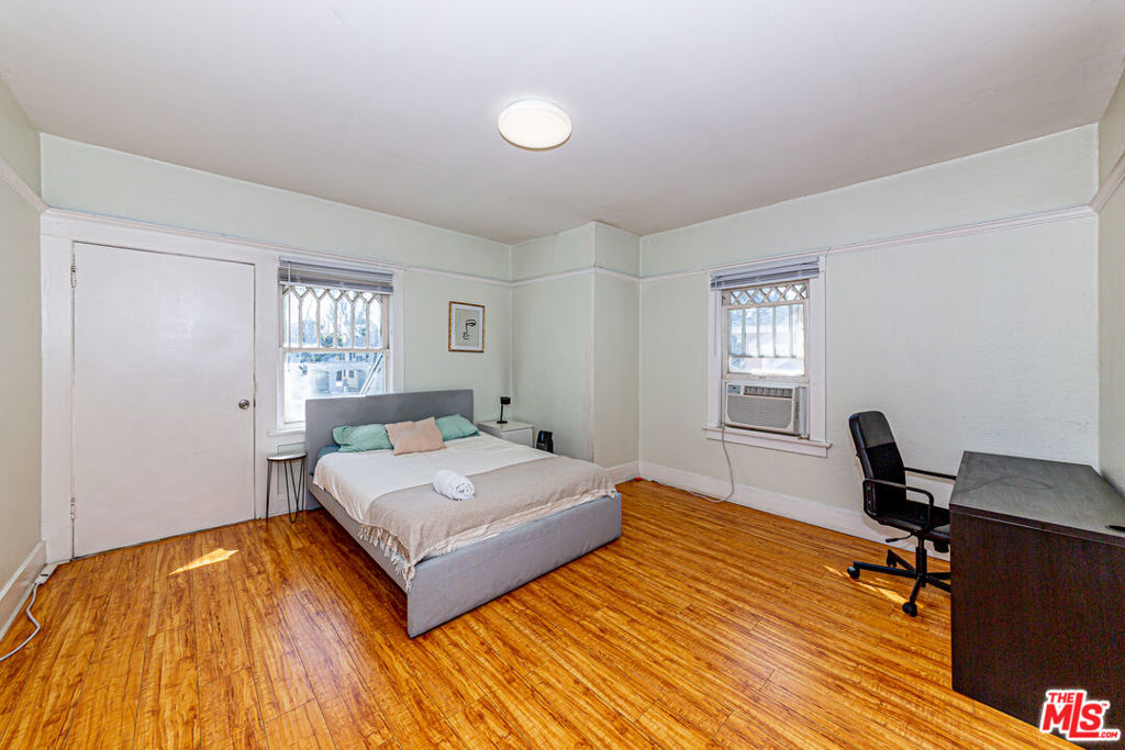 1717 Crenshaw Boulevard Property Photo 12