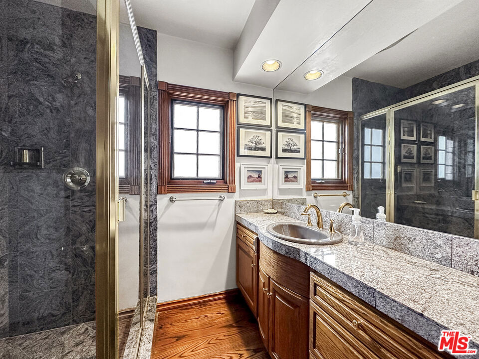 3537 Berry Drive Property Photo 14