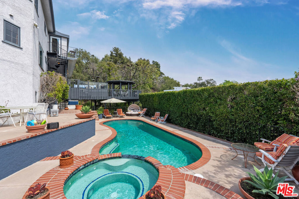 3537 Berry Drive Property Photo 26