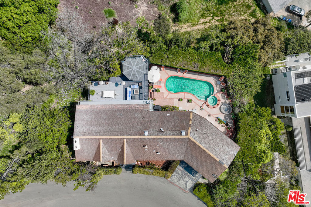 3537 Berry Drive Property Photo 30