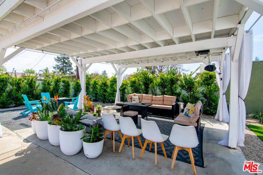 11222 Sylvan Street Property Photo 42