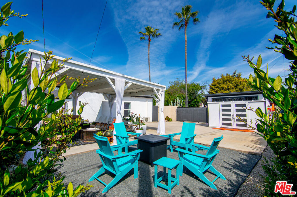 11222 Sylvan Street Property Photo 44