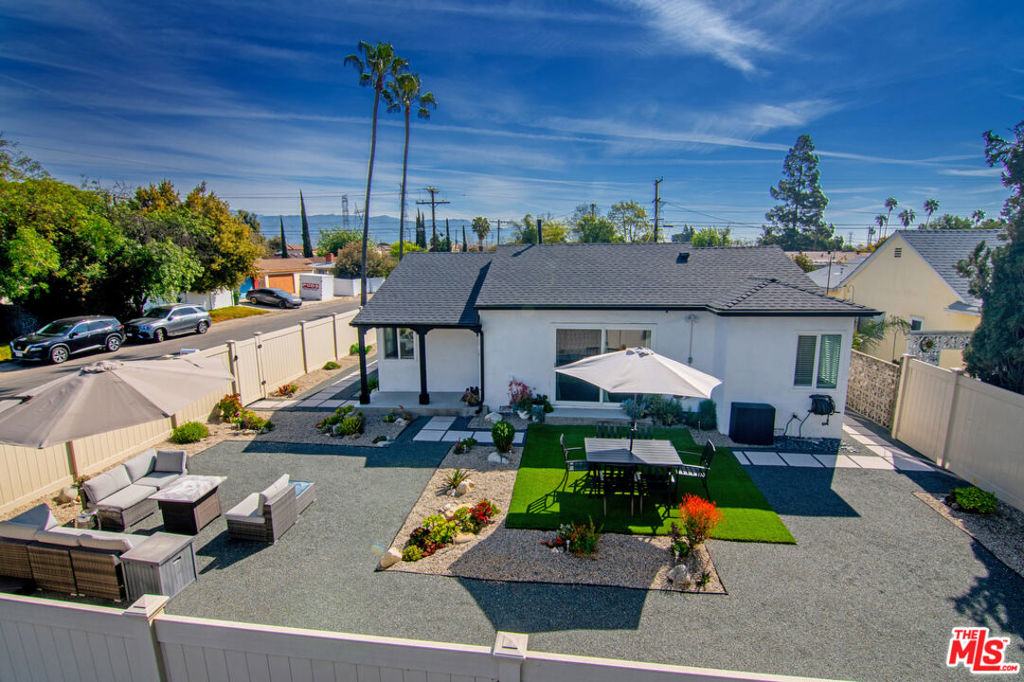 11222 Sylvan Street Property Photo 48