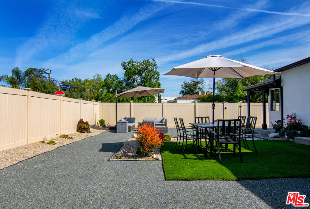11222 Sylvan Street Property Photo 51