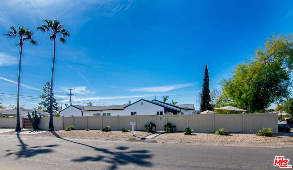 11222 Sylvan Street Property Photo 56