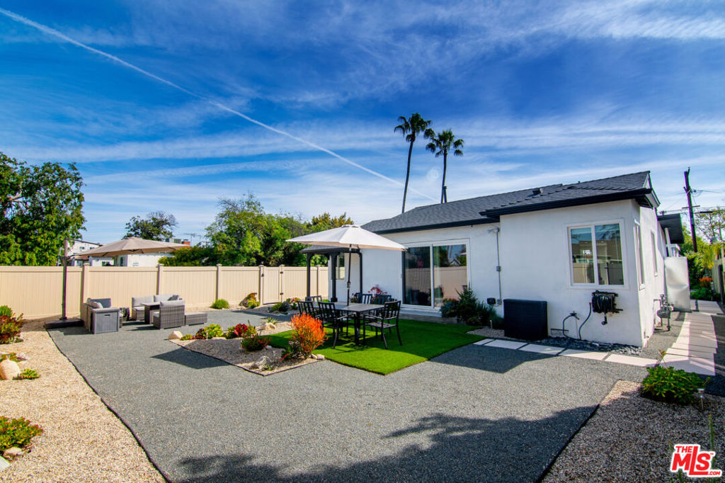 11222 Sylvan Street Property Photo 58
