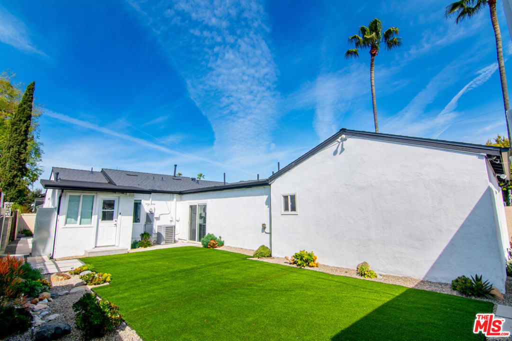 11222 Sylvan Street Property Photo 61
