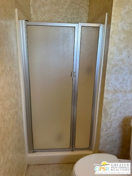 2435 E Wayne Road Property Photo 18