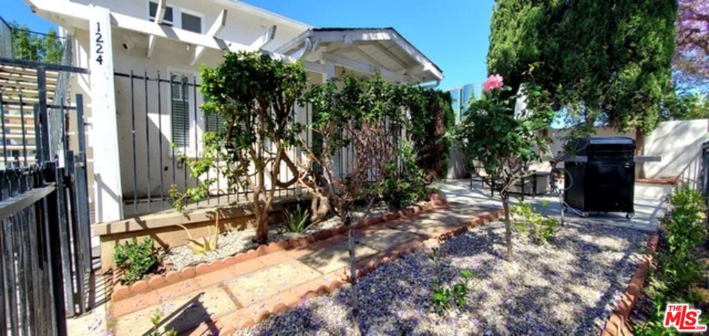 1224 21ST Street A Property Photo 1