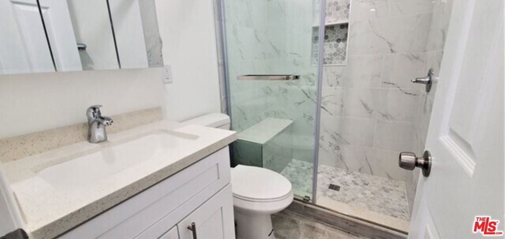 1224 21st Street A Property Photo 14
