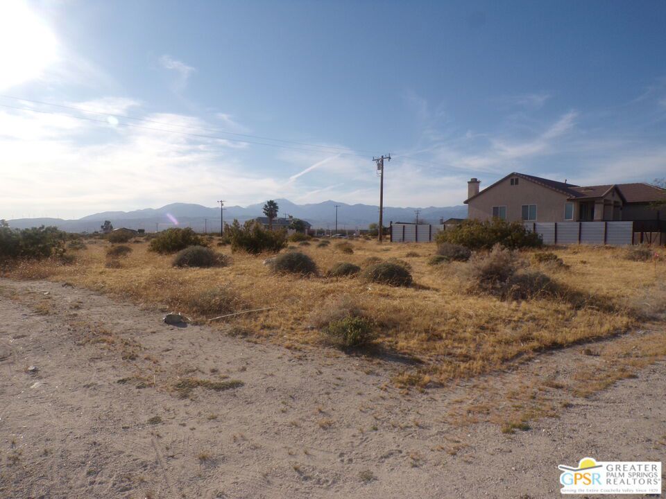 6 Florence Drive Property Photo 2