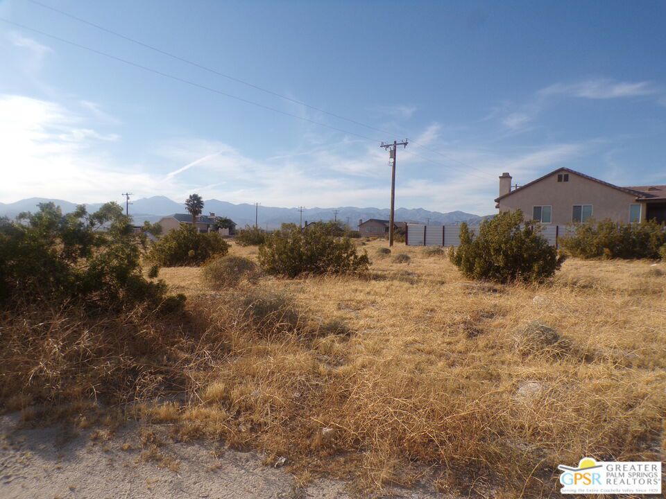 6 Florence Drive Property Photo 3