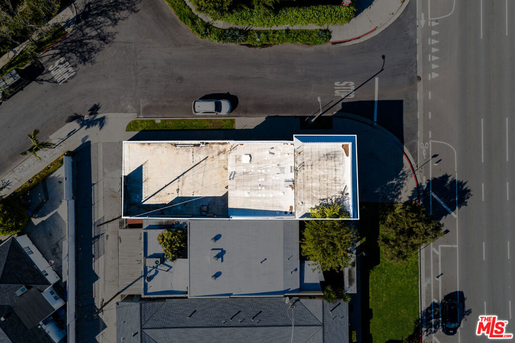 8642 Venice Boulevard Property Photo 7