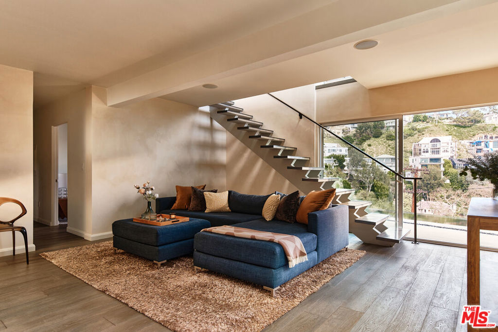 8521 W Hollywood Boulevard Property Photo 17