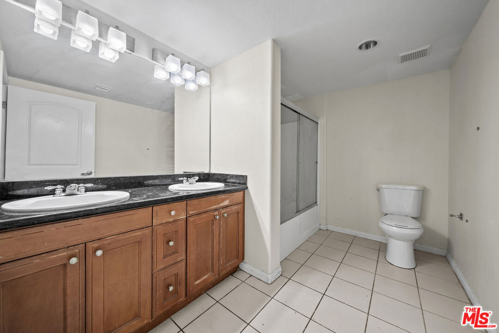 3740 Santa Rosalia Drive 212 Property Photo 11