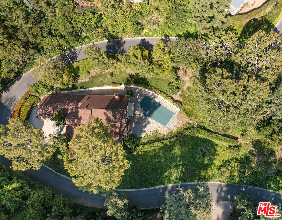 1116 Calle Vista Drive Property Photo 1