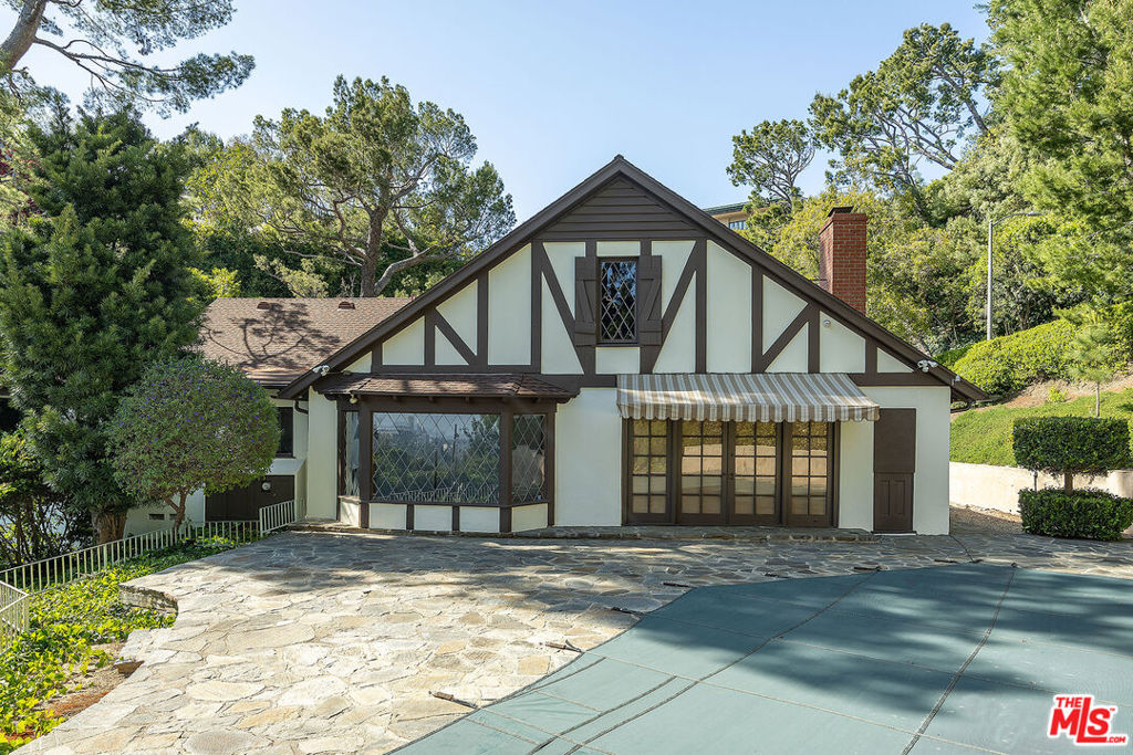 1116 Calle Vista Drive Property Photo 4