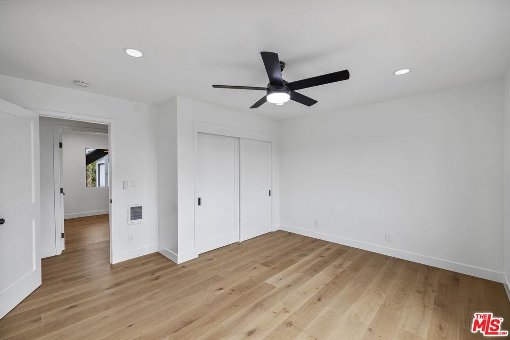 1805 Mackinnon Avenue Property Photo 14