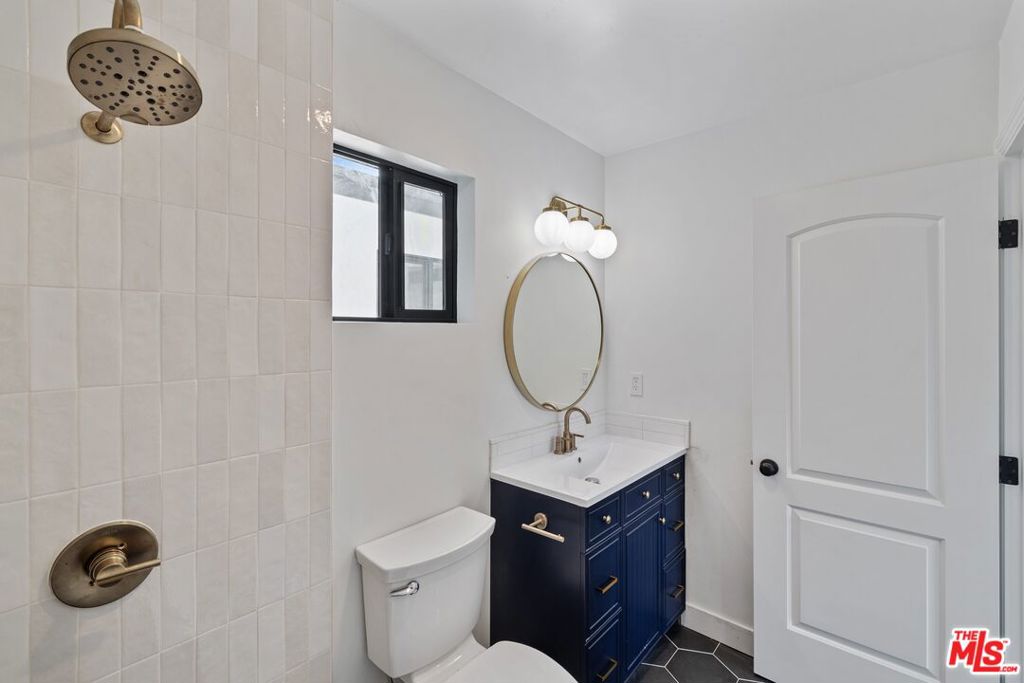 1805 Mackinnon Avenue Property Photo 29