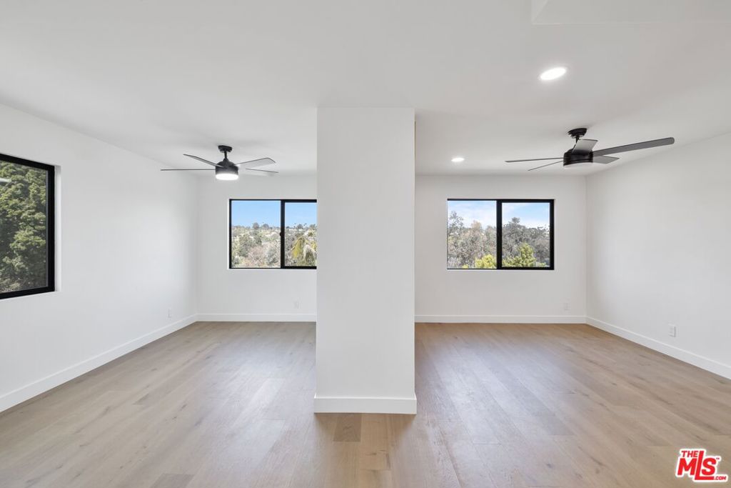 1805 Mackinnon Avenue Property Photo 31