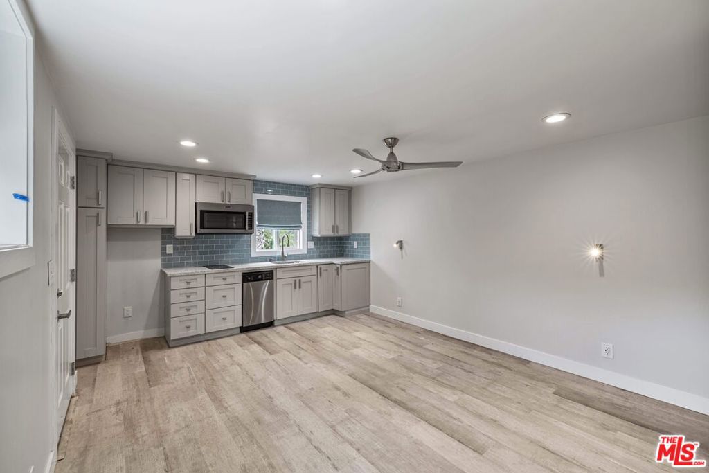 1805 Mackinnon Avenue Property Photo 34