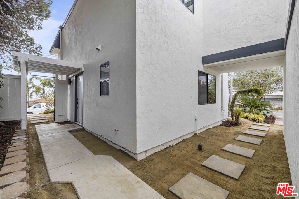 1805 Mackinnon Avenue Property Photo 40