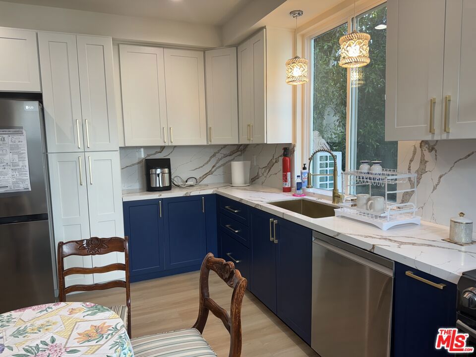 821 Lorraine Boulevard Property Photo 12
