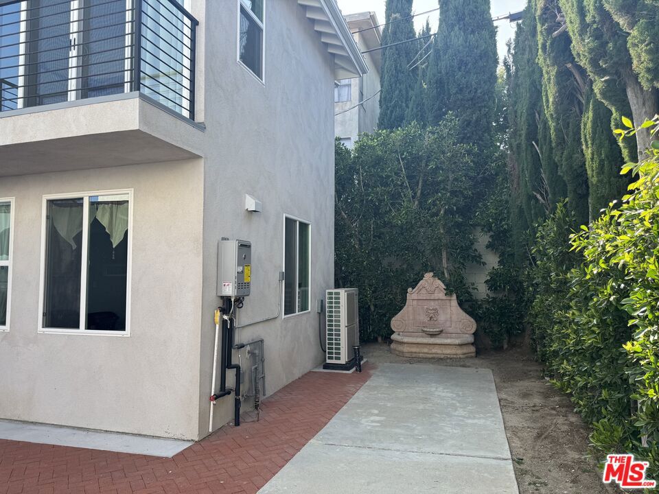 821 Lorraine Boulevard Property Photo 32