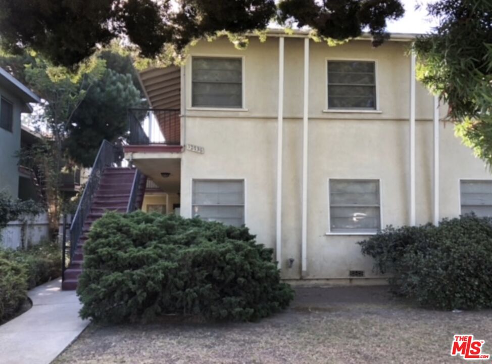 12736 Venice Boulevard 6 Property Photo 1