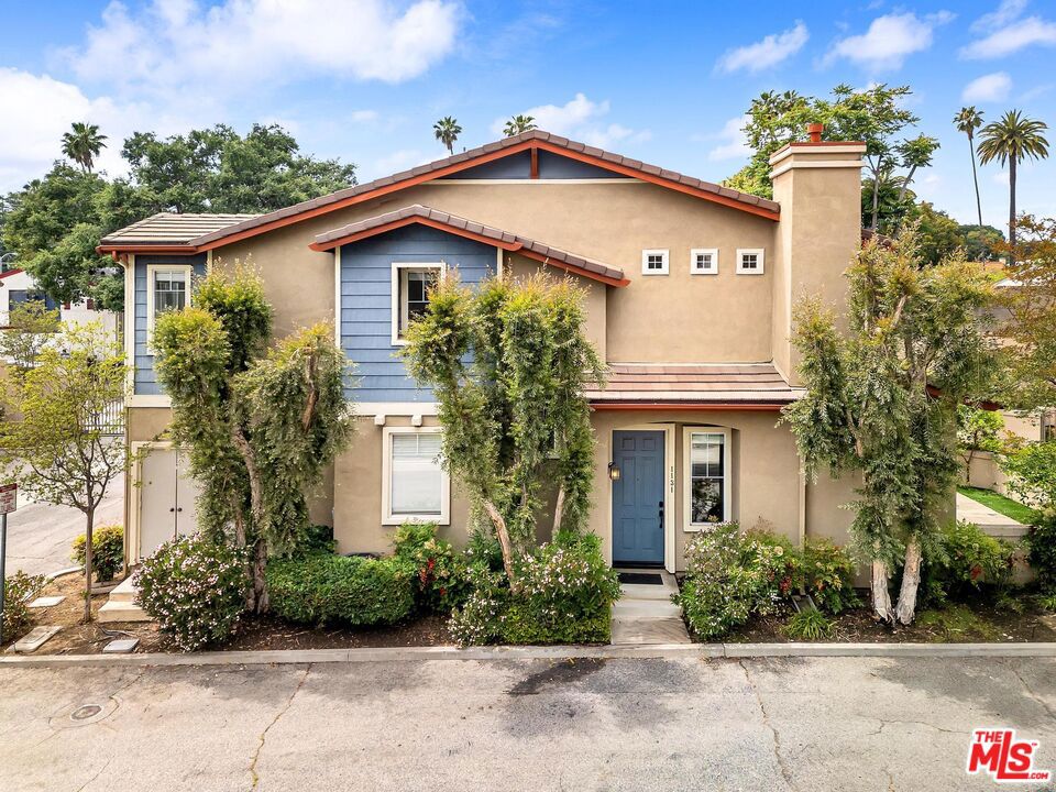 1131 Rosewalk Way Property Photo 1