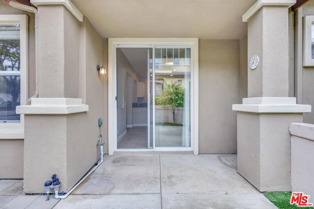 1131 Rosewalk Way Property Photo 17