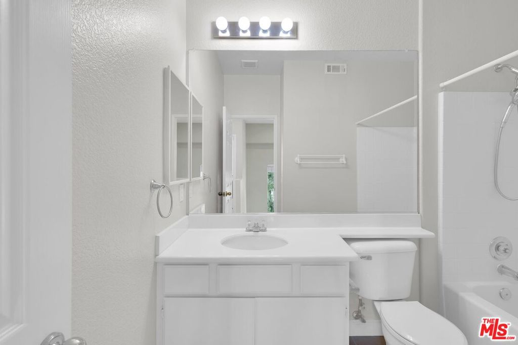 1131 Rosewalk Way Property Photo 30